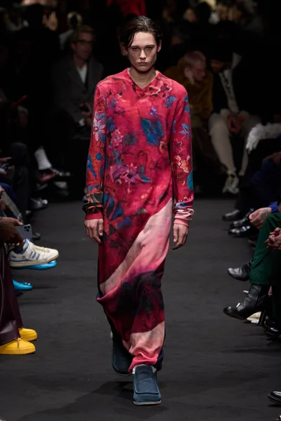 Look 22